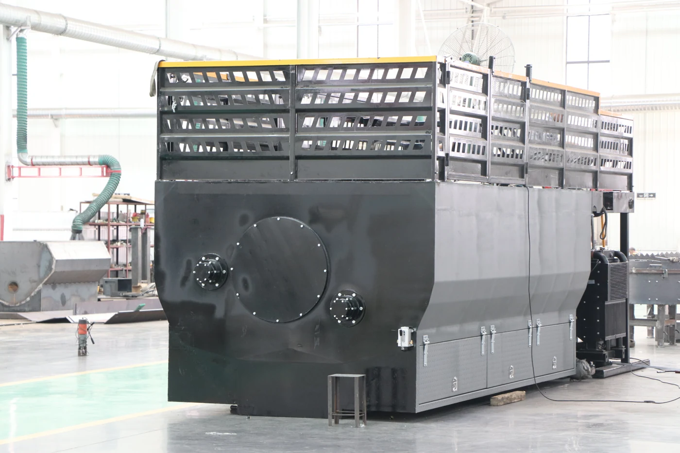 Supplied equipment photograph, model not verified